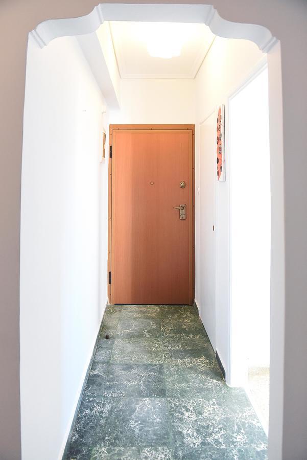 Apartment Pnika Athena Bagian luar foto