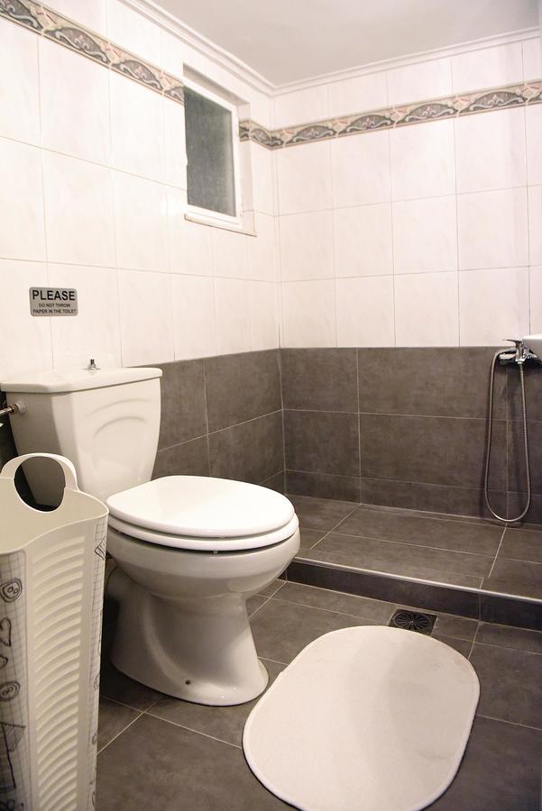 Apartment Pnika Athena Bagian luar foto